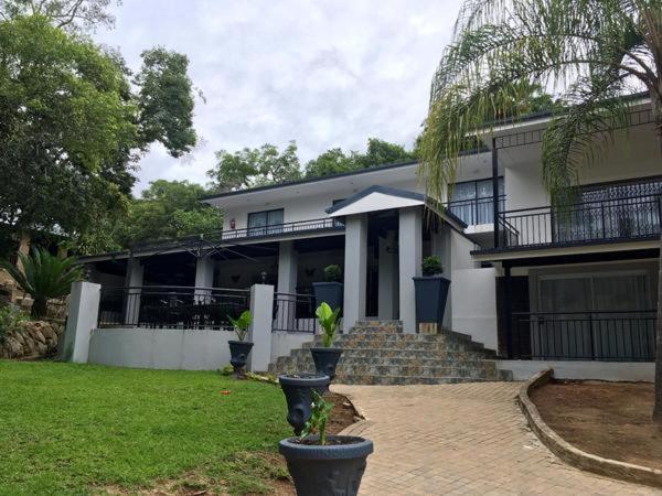 Calla Lily Guesthouse Mbombela Eksteriør bilde