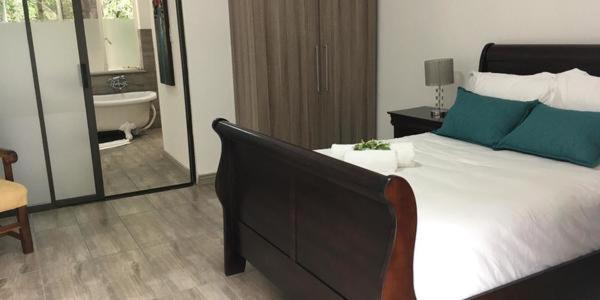 Calla Lily Guesthouse Mbombela Eksteriør bilde