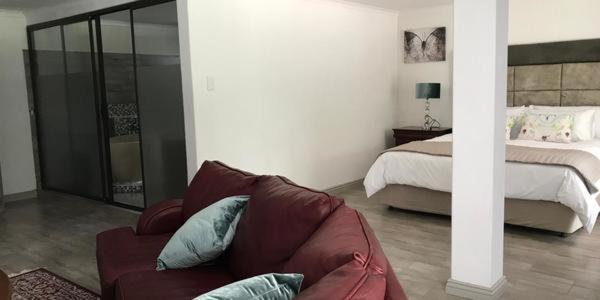 Calla Lily Guesthouse Mbombela Eksteriør bilde