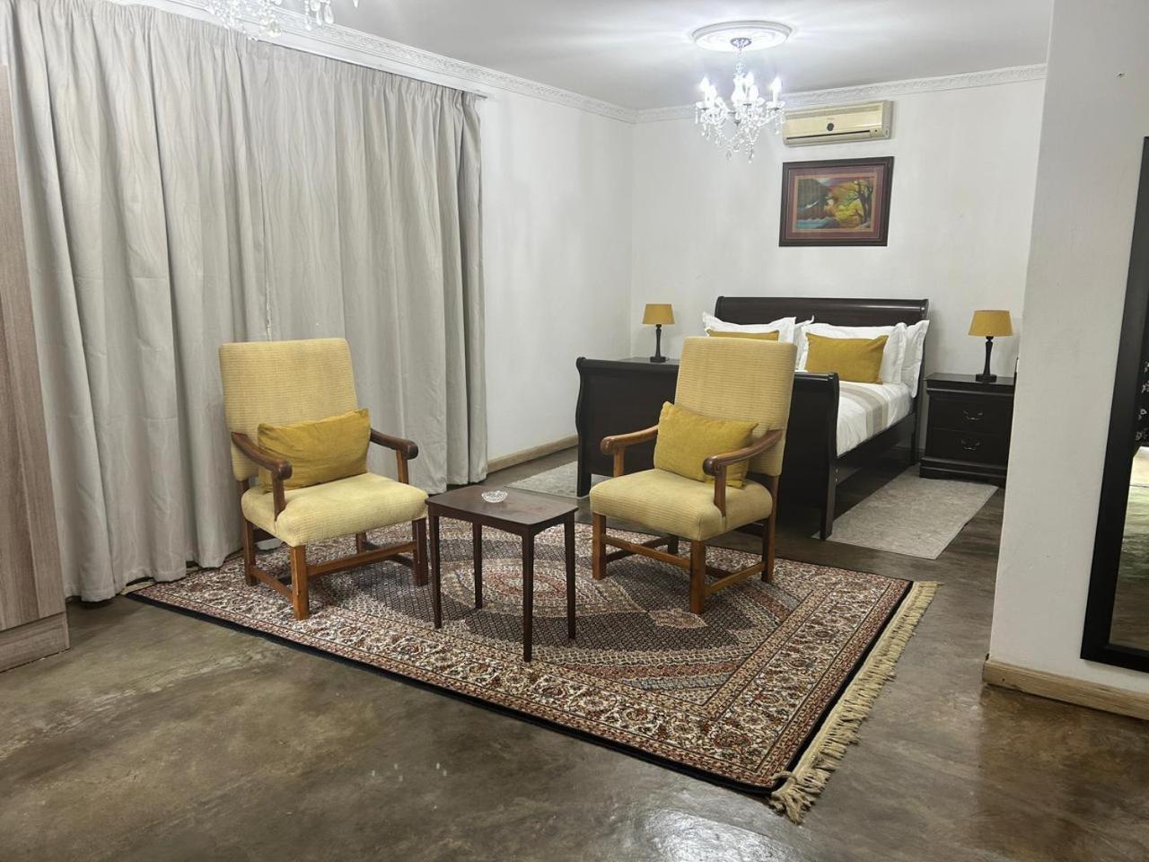 Calla Lily Guesthouse Mbombela Eksteriør bilde