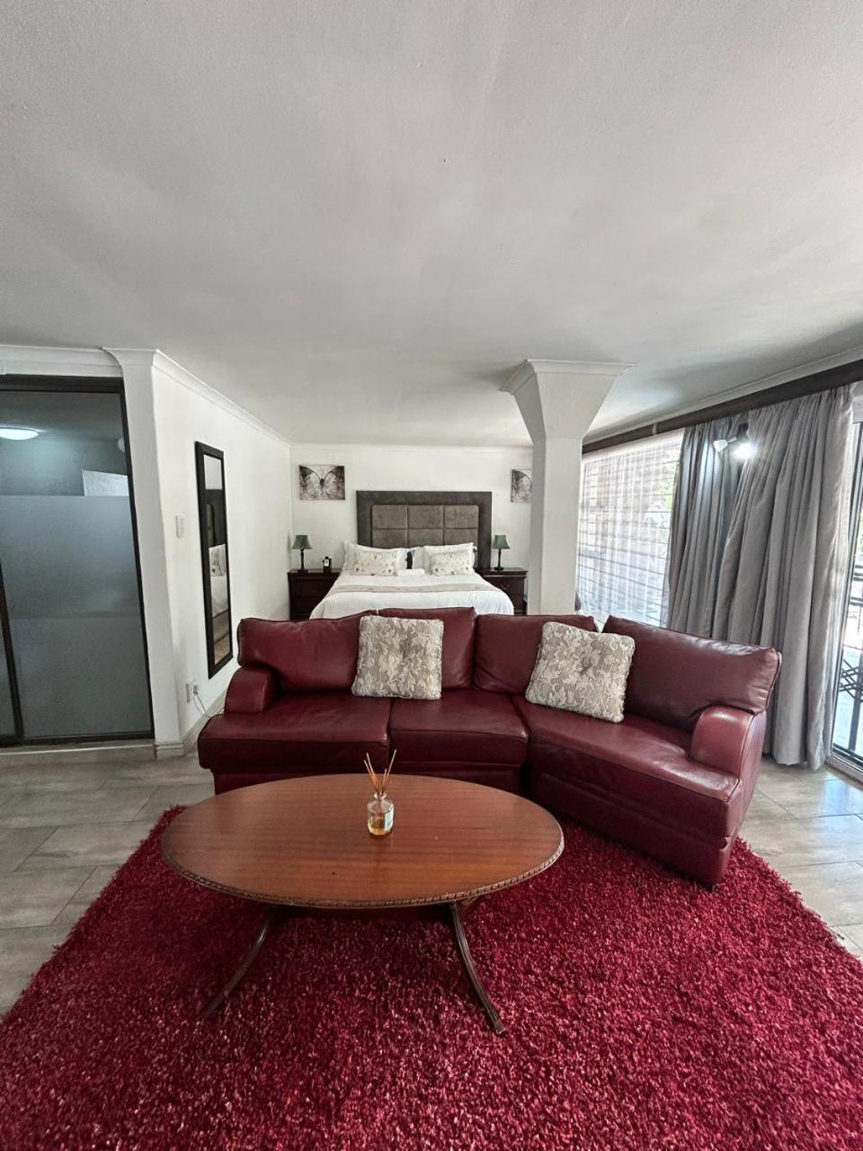 Calla Lily Guesthouse Mbombela Eksteriør bilde