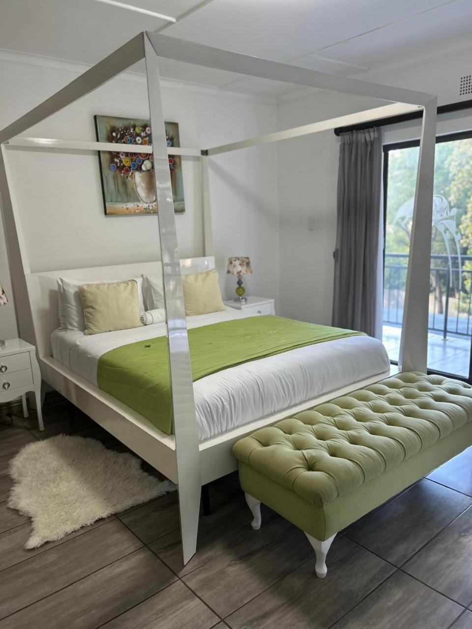 Calla Lily Guesthouse Mbombela Eksteriør bilde