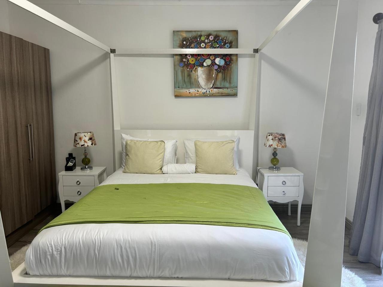 Calla Lily Guesthouse Mbombela Eksteriør bilde